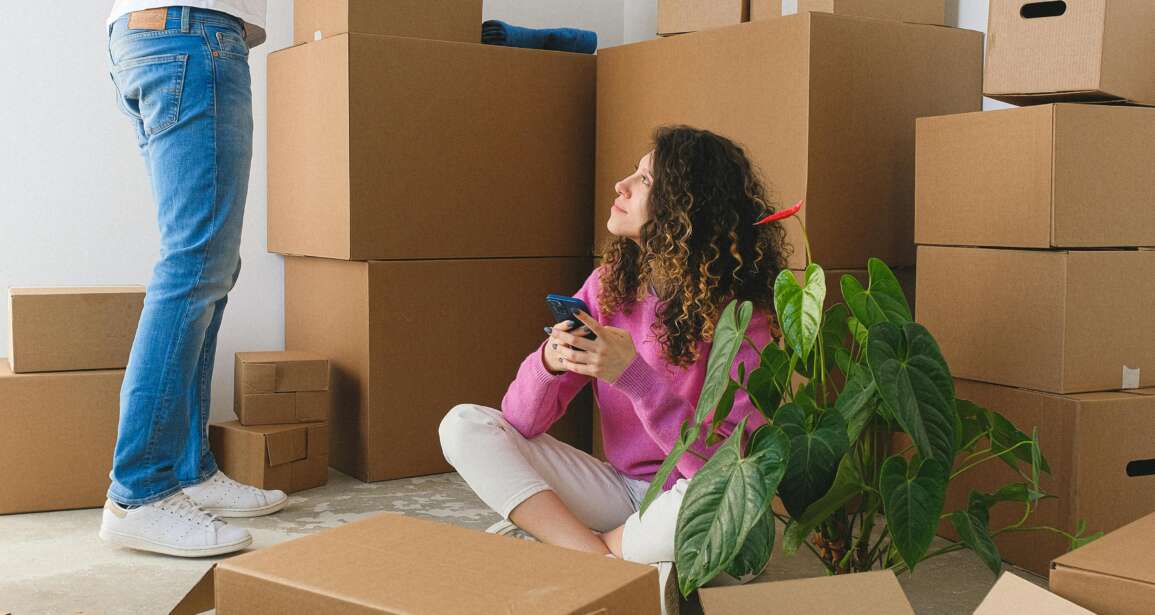 10 Tips for Packing Electronics